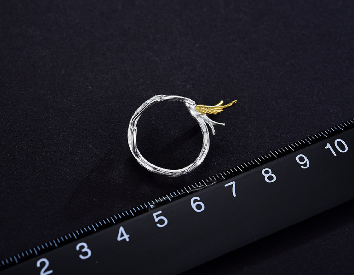 Willow Embrace Ring