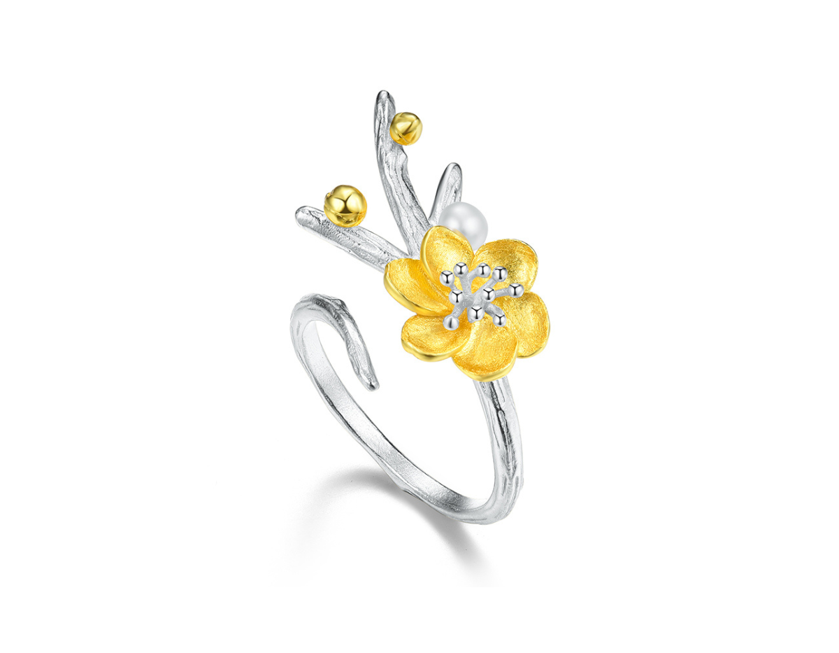 Frosted Petal Embrace Ring
