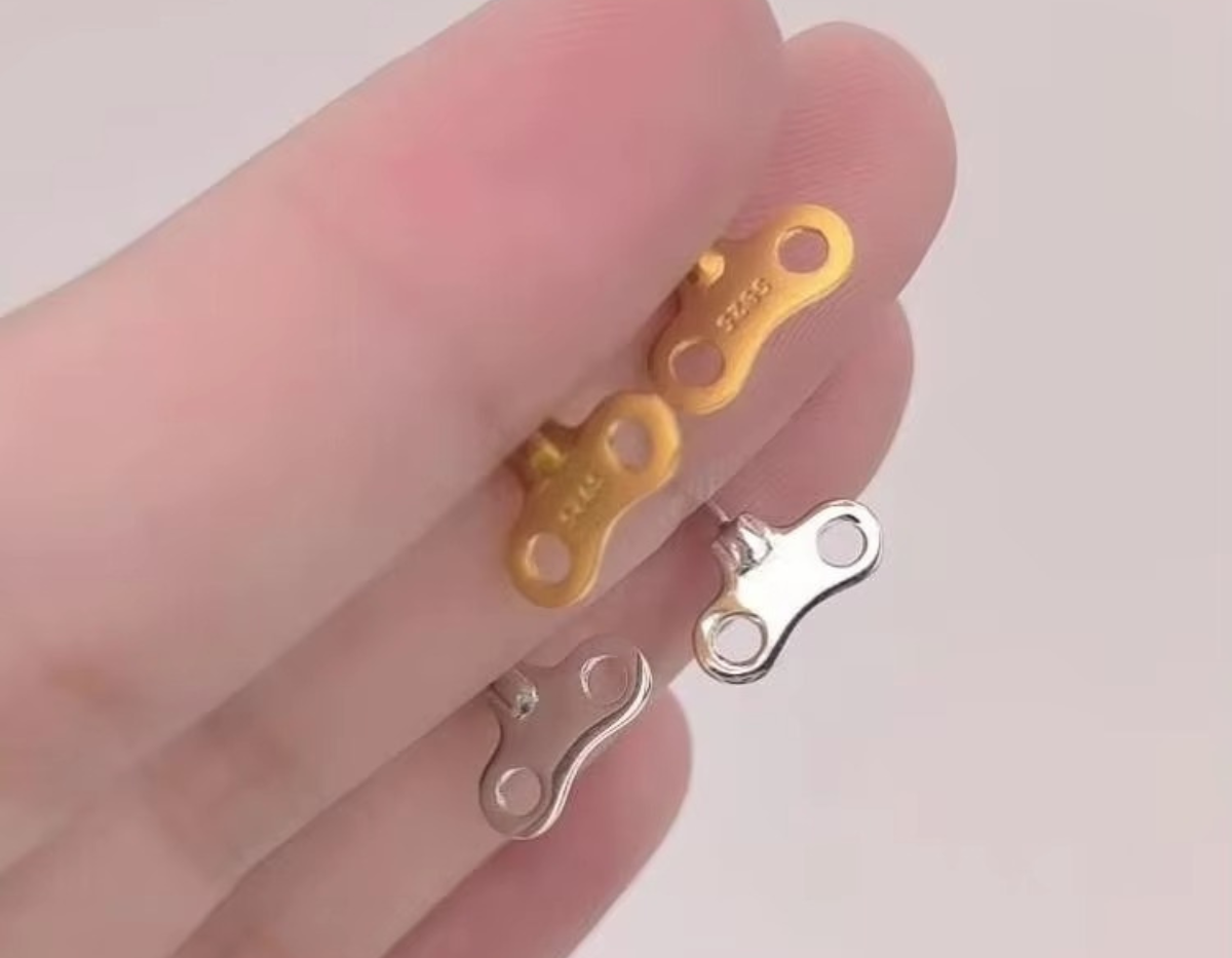 “Luz de Serpente Earrings”