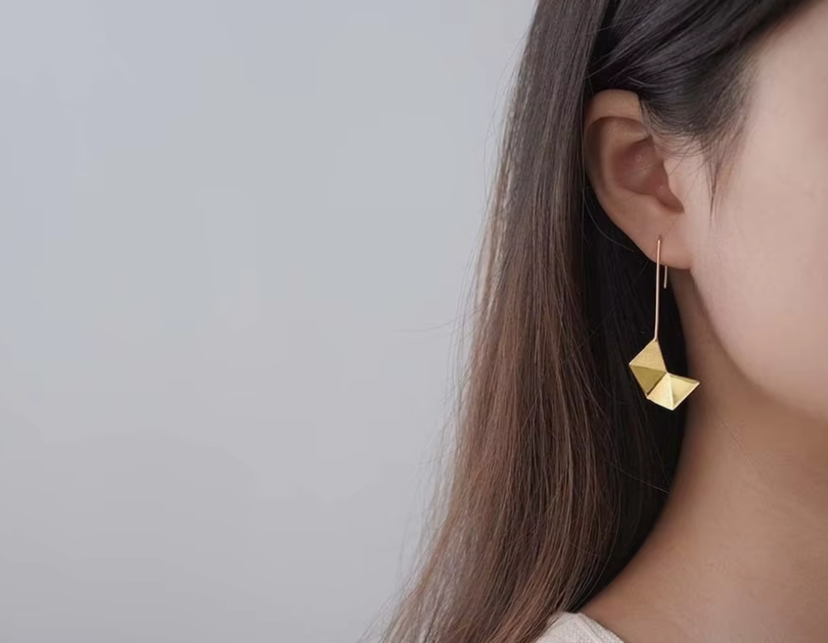 Petal Drift Earrings