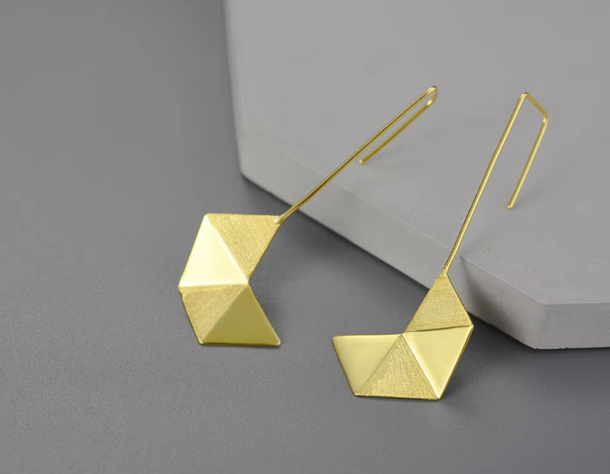 Petal Drift Earrings