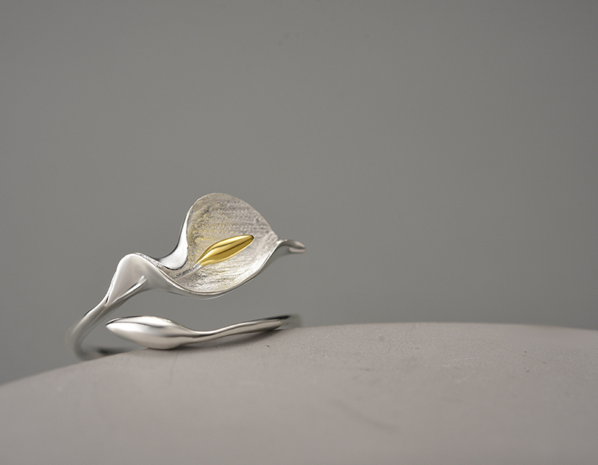 Luz de Calla Ring