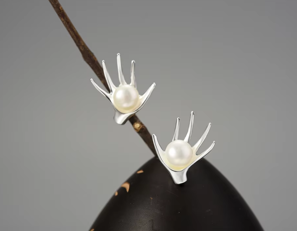 Serenity Pearl Embrace