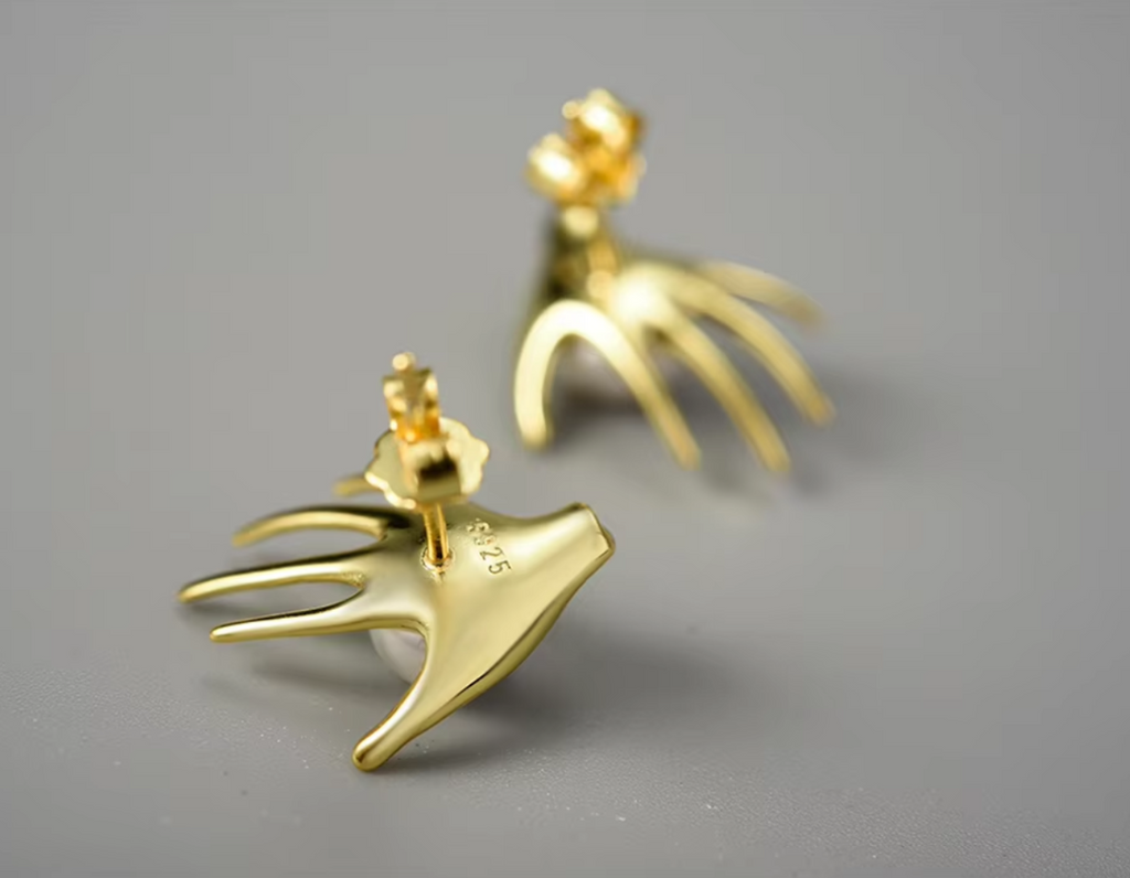 Serenity Pearl Embrace