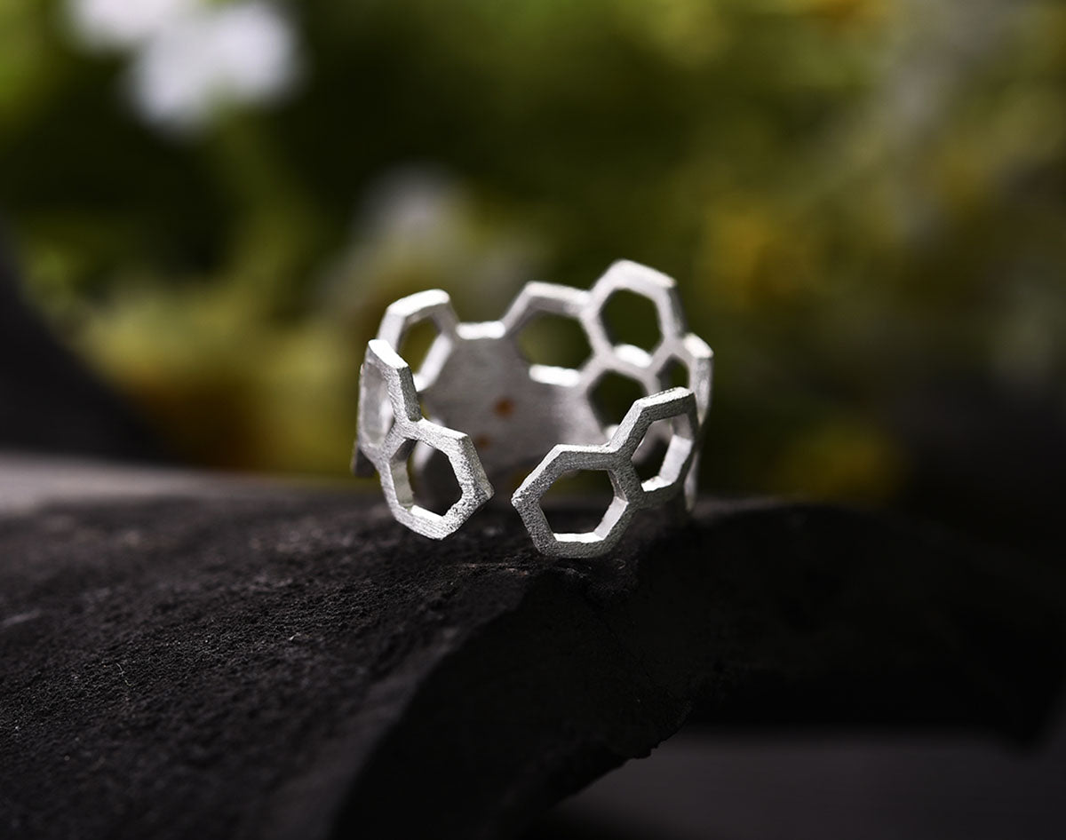 Nectar Embrace Ring