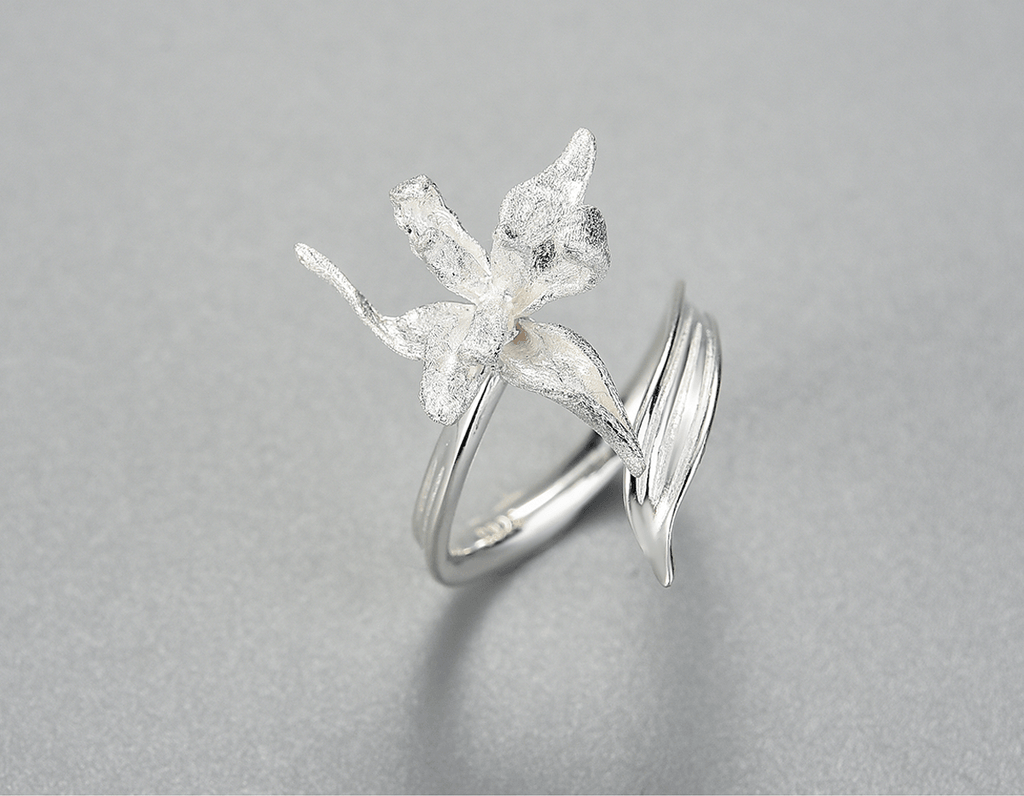 Iris Serenade Ring