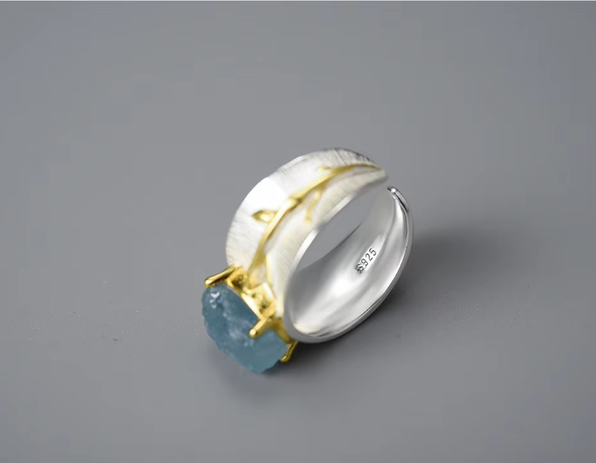 Aqua Liana Embrace Ring