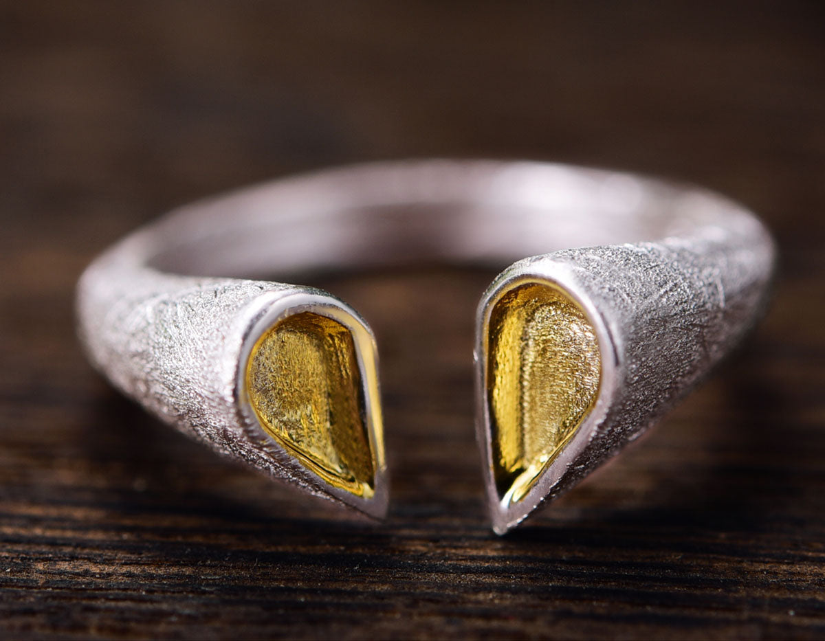 Heartwood Embrace Ring
