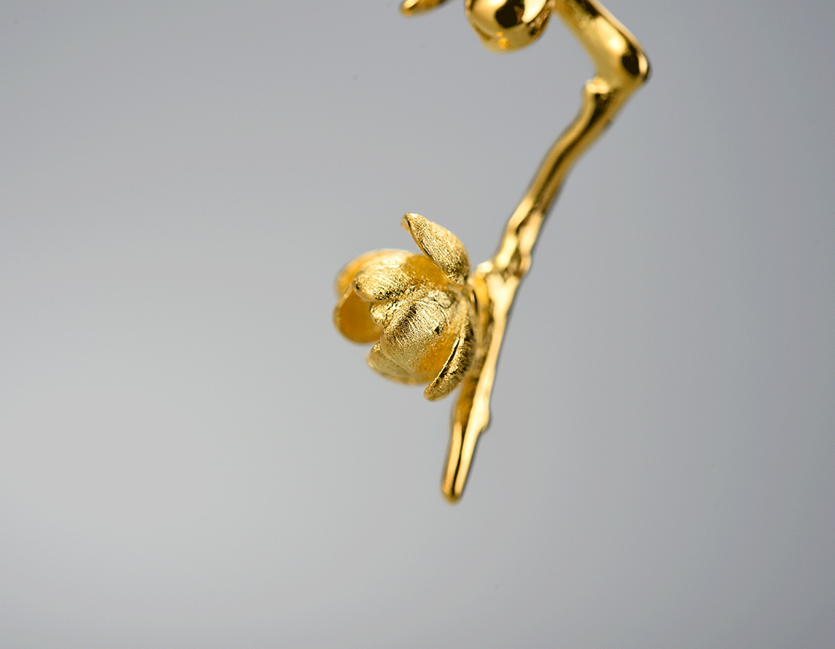 Blossom Embrace Necklace