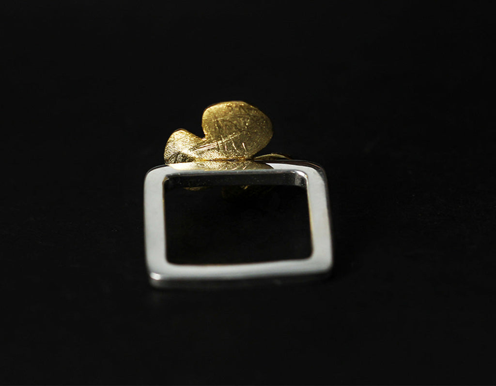 Clover Pearl Embrace Ring