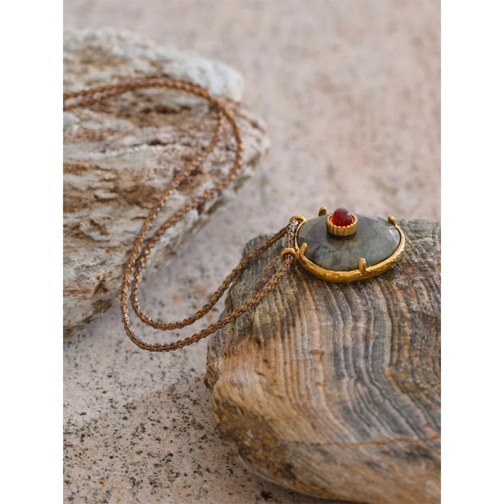 Serenidade Agate Pendant