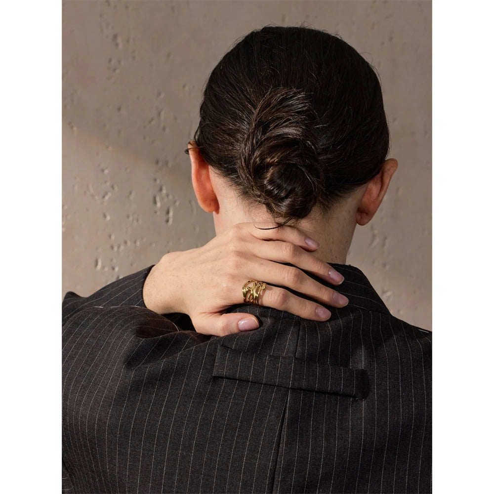 Amazon Luminance Elegance Ring