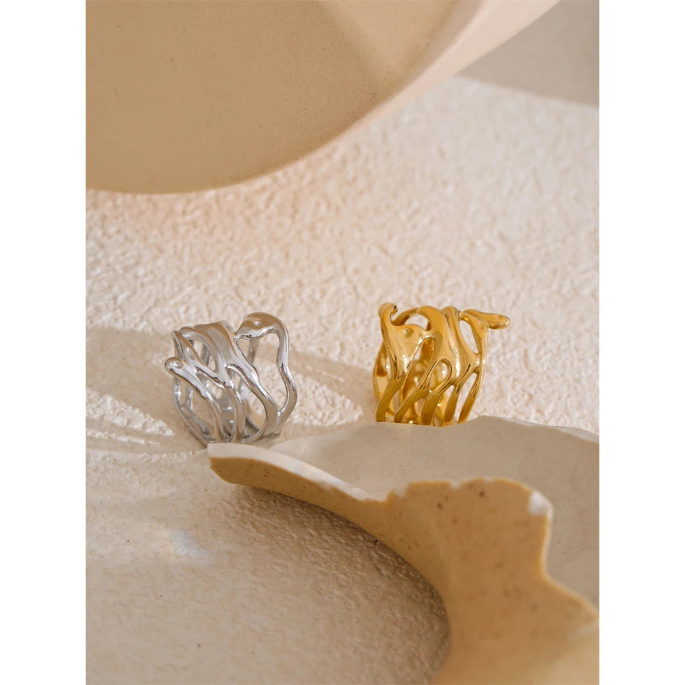 Amazon Luminance Elegance Ring