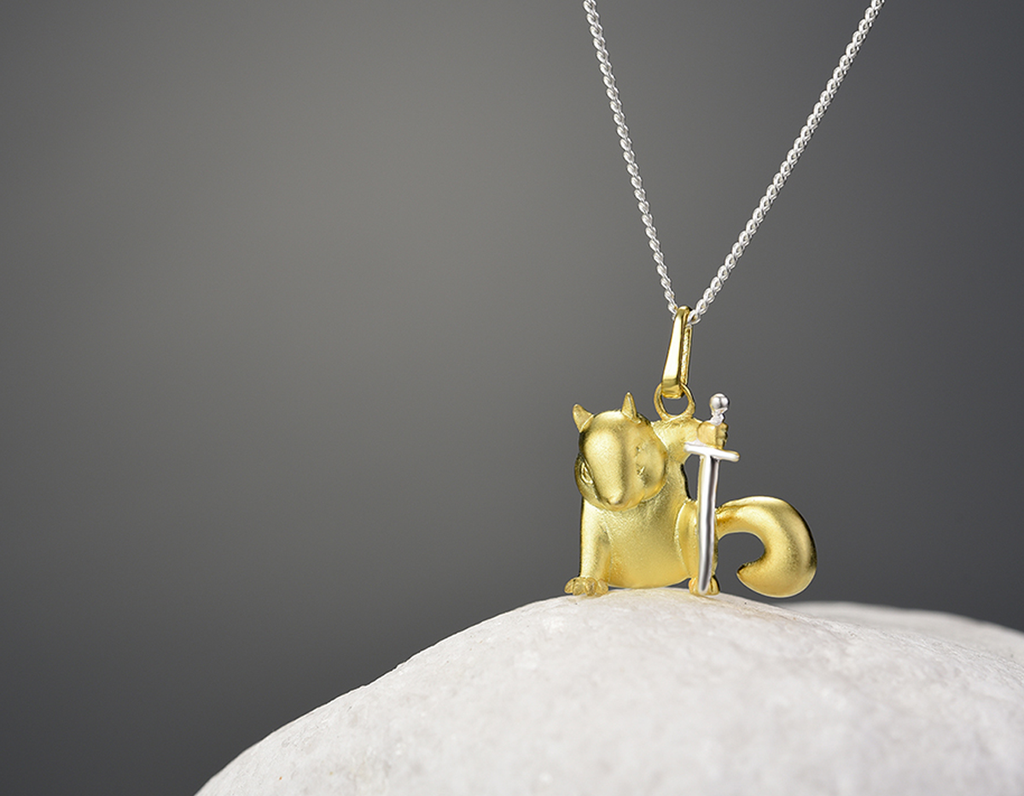 Sylvan Valor Pendant