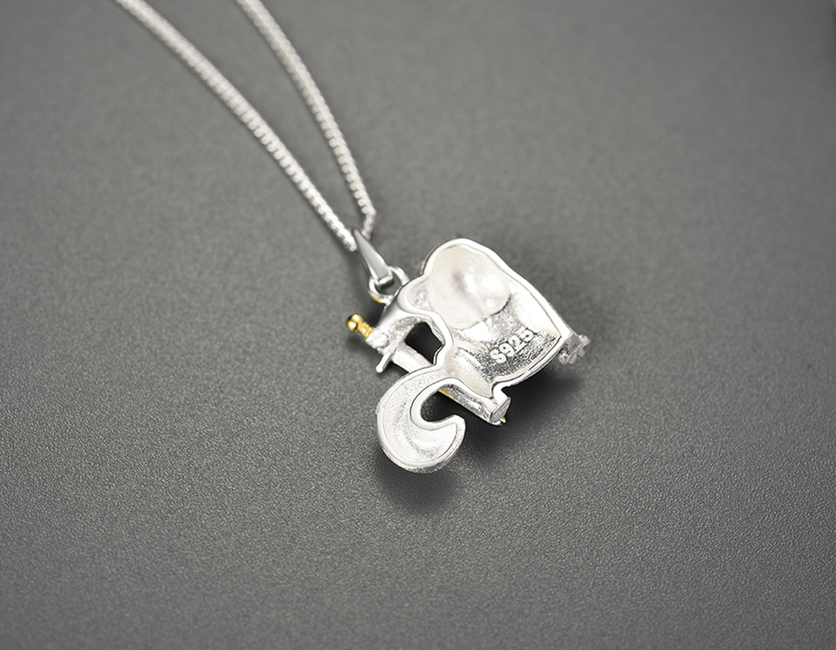 Sylvan Valor Pendant