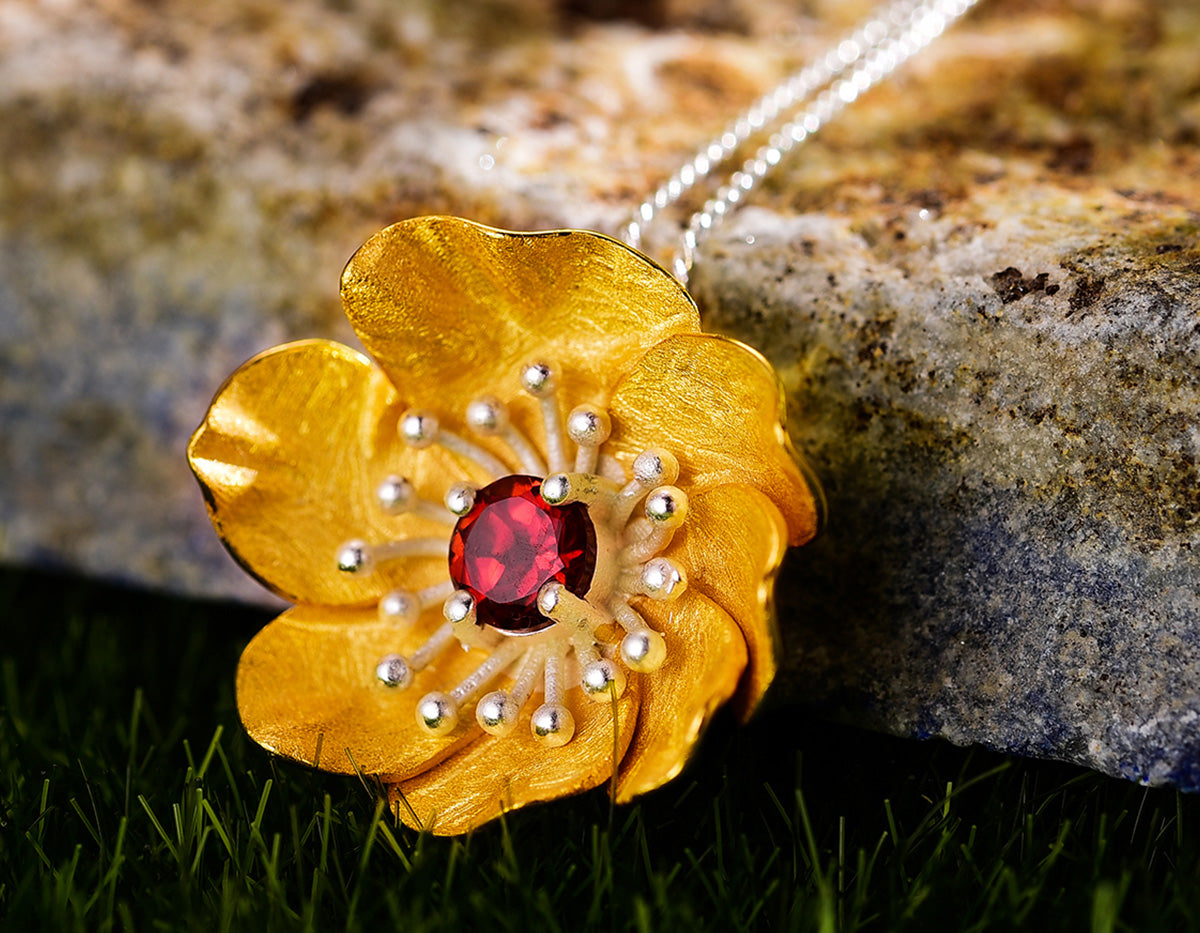 Anemone Serenade Pendant
