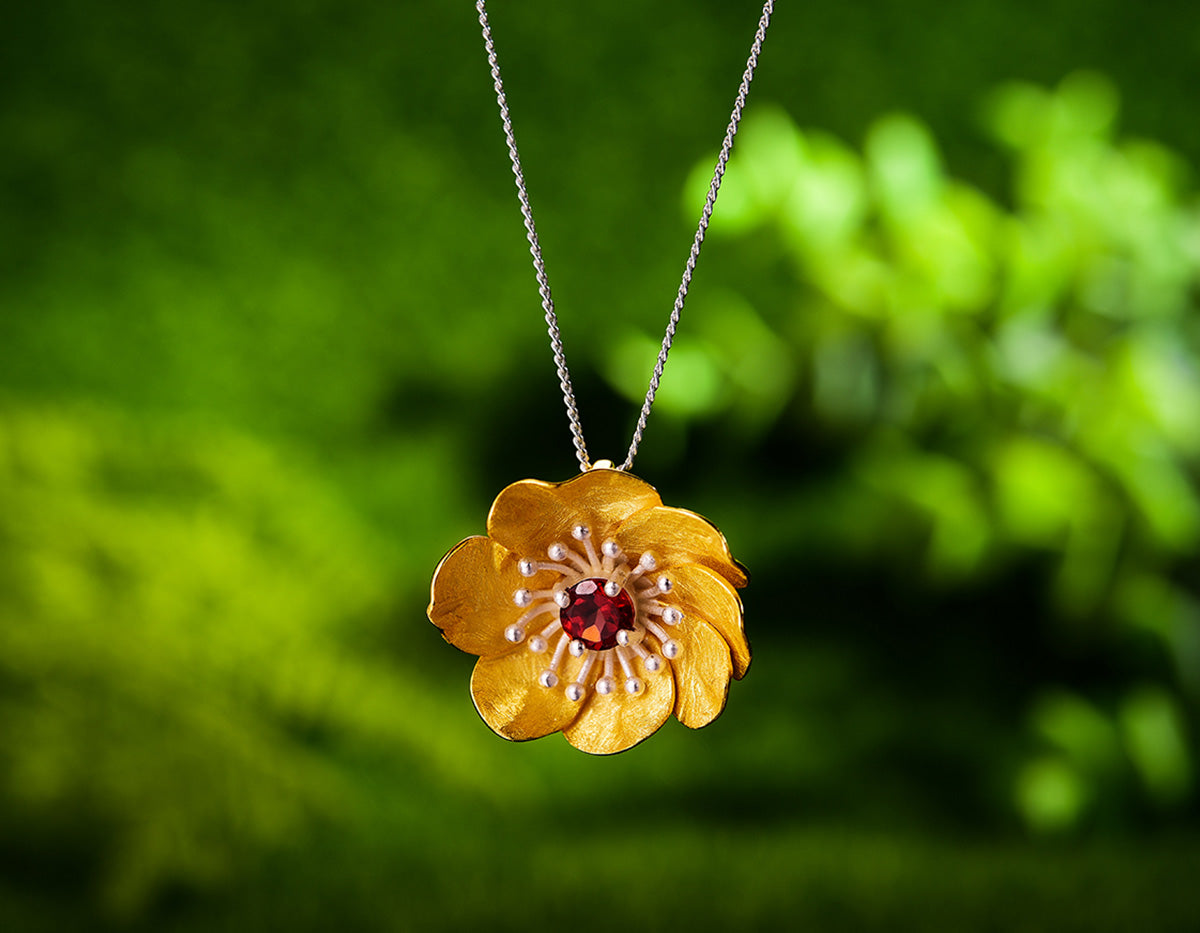 Anemone Serenade Pendant