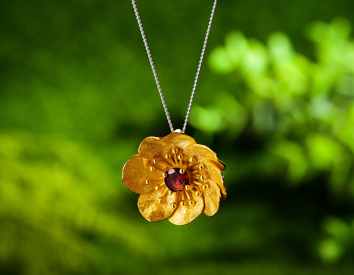 Anemone Serenade Pendant