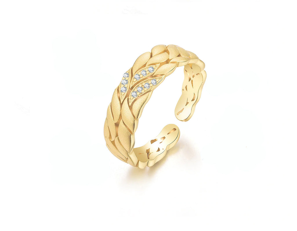 Petals of Aster Embrace Ring