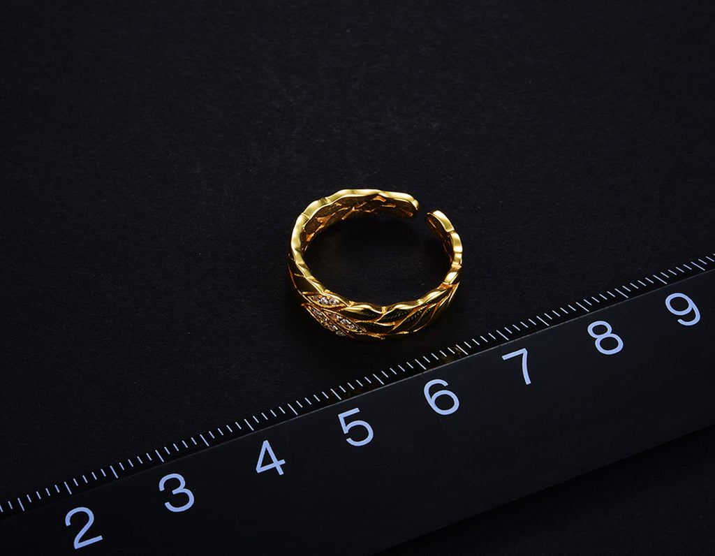 Petals of Aster Embrace Ring