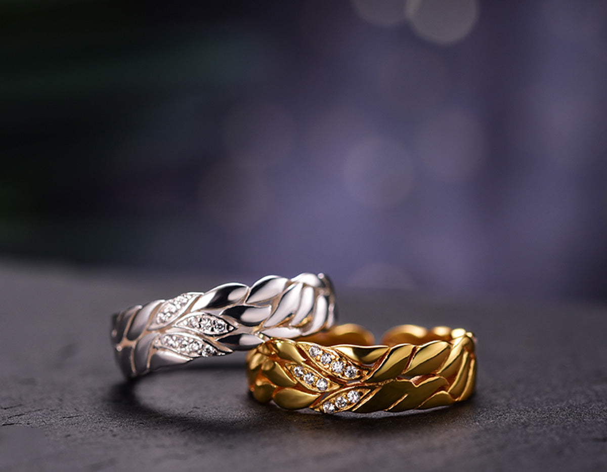 Petals of Aster Embrace Ring