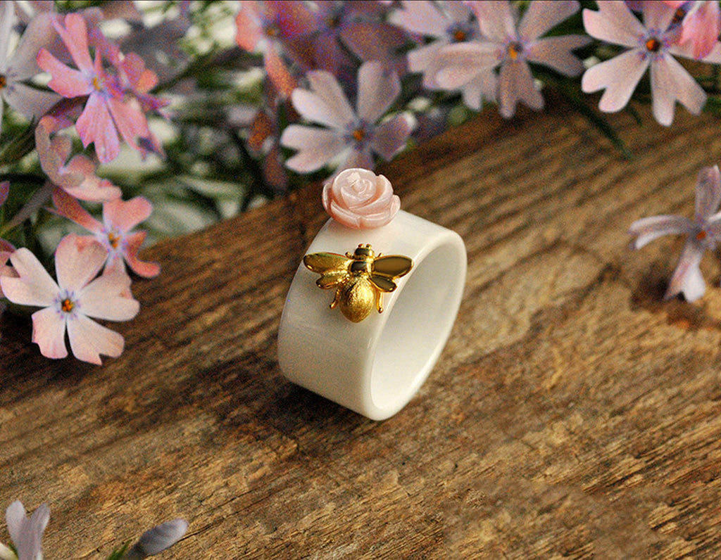 Golden Nectar Embrace Ring