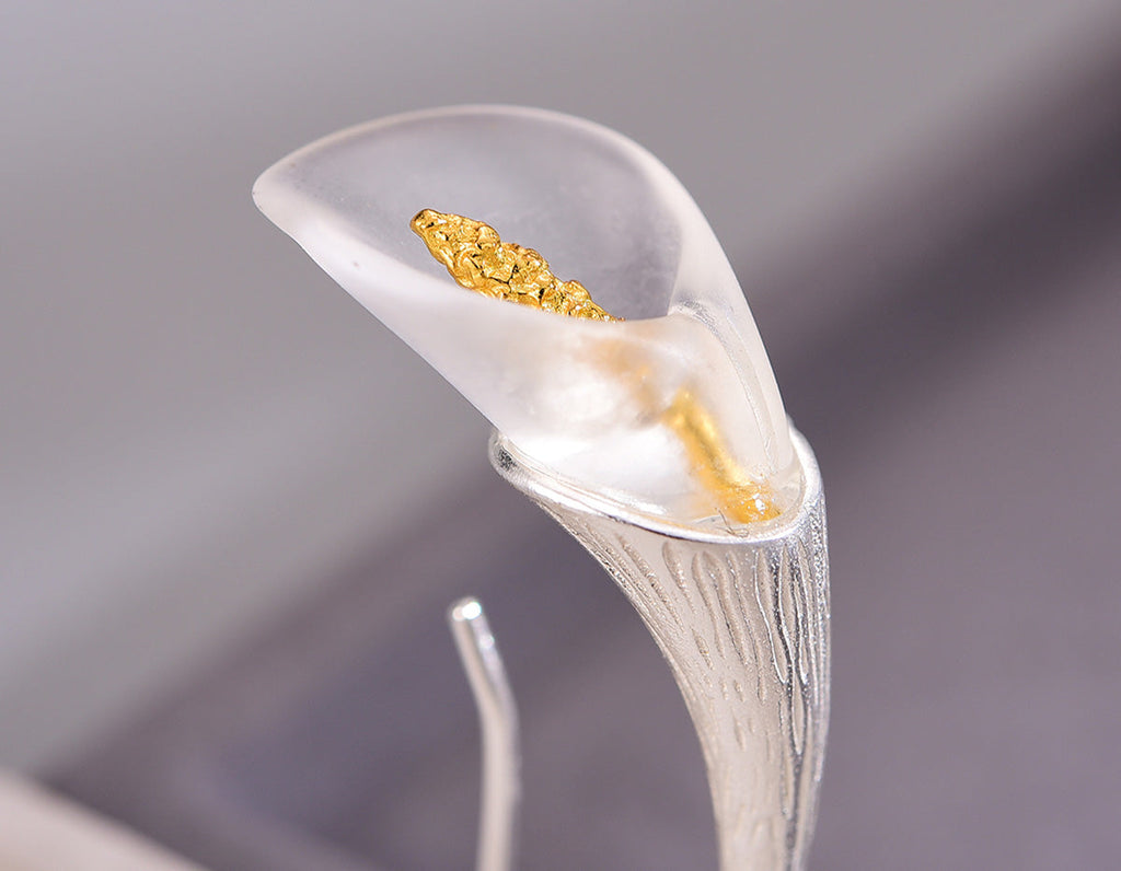 Luz de Calla Earrings