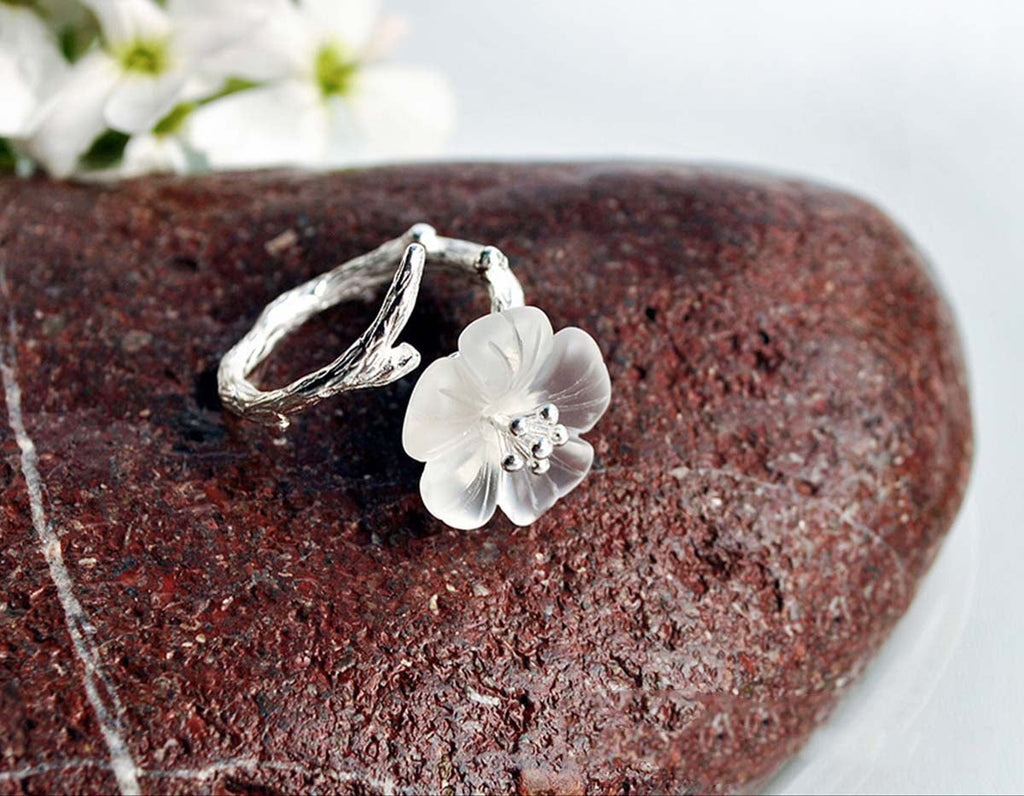Petal Veil Ring