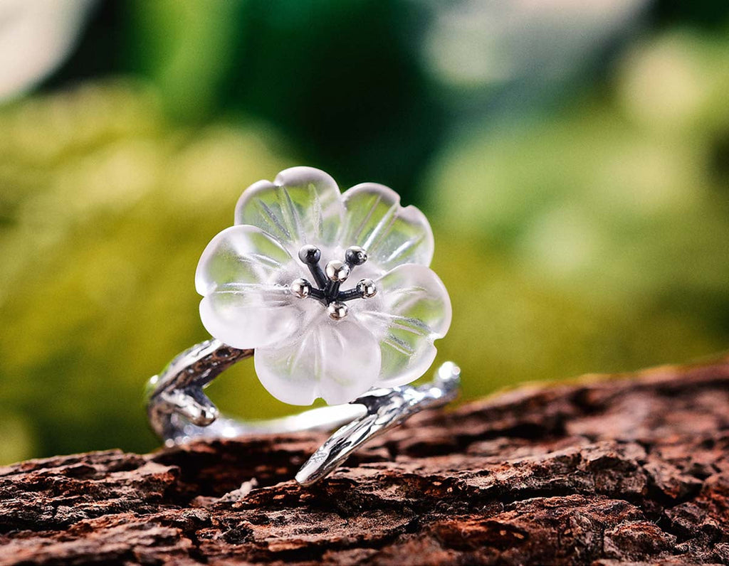 Petal Veil Ring