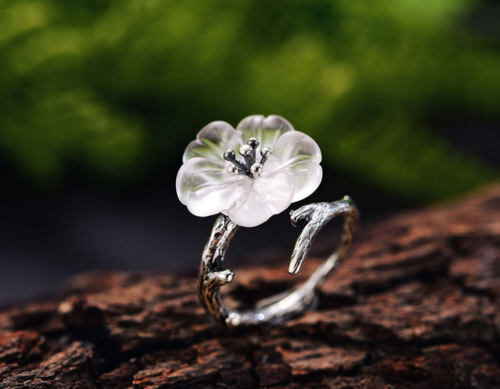 Petal Veil Ring