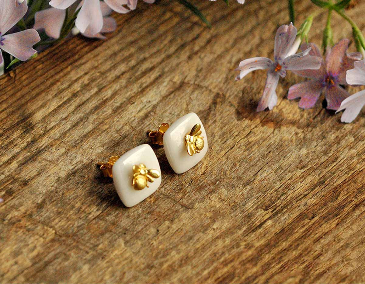 Bee's Embrace Earrings