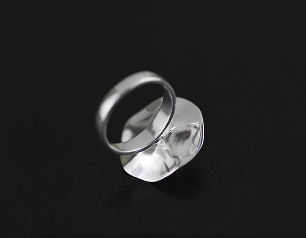 Lustre of Lotus Ring