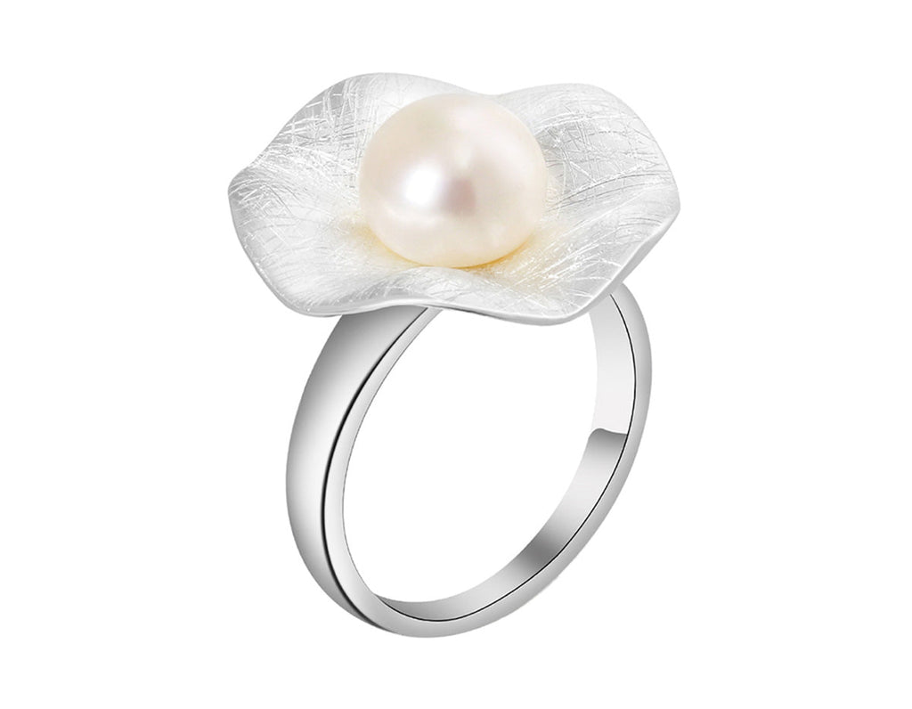 Lustre of Lotus Ring