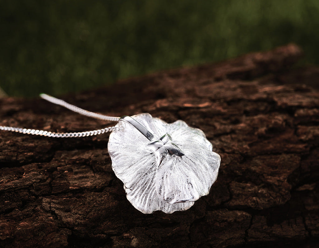 Elysian Poppy Embrace Pendant