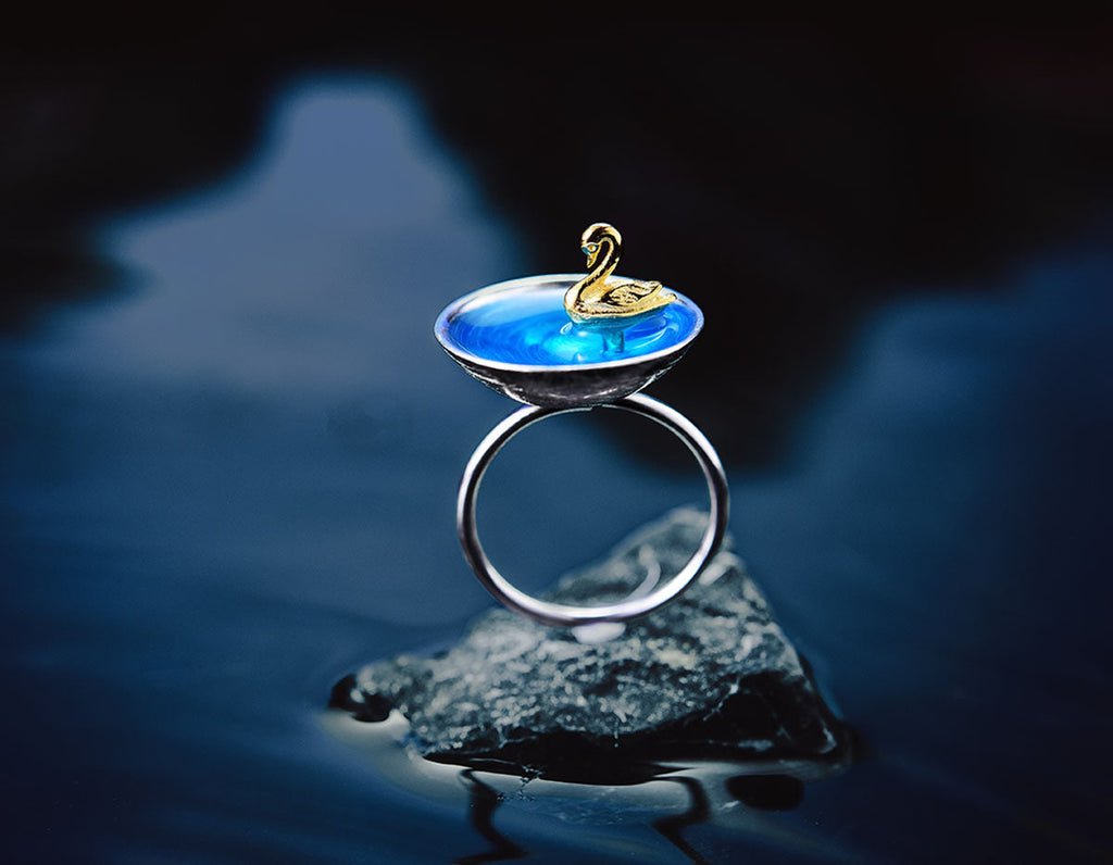 Elysian Swan Embrace Ring